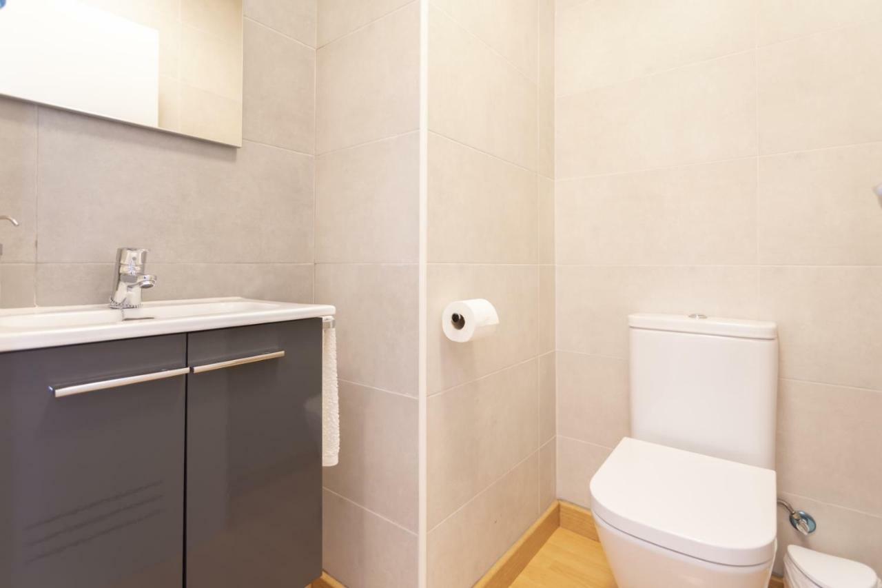 Malagueta Blue Apartment Malaga Ngoại thất bức ảnh